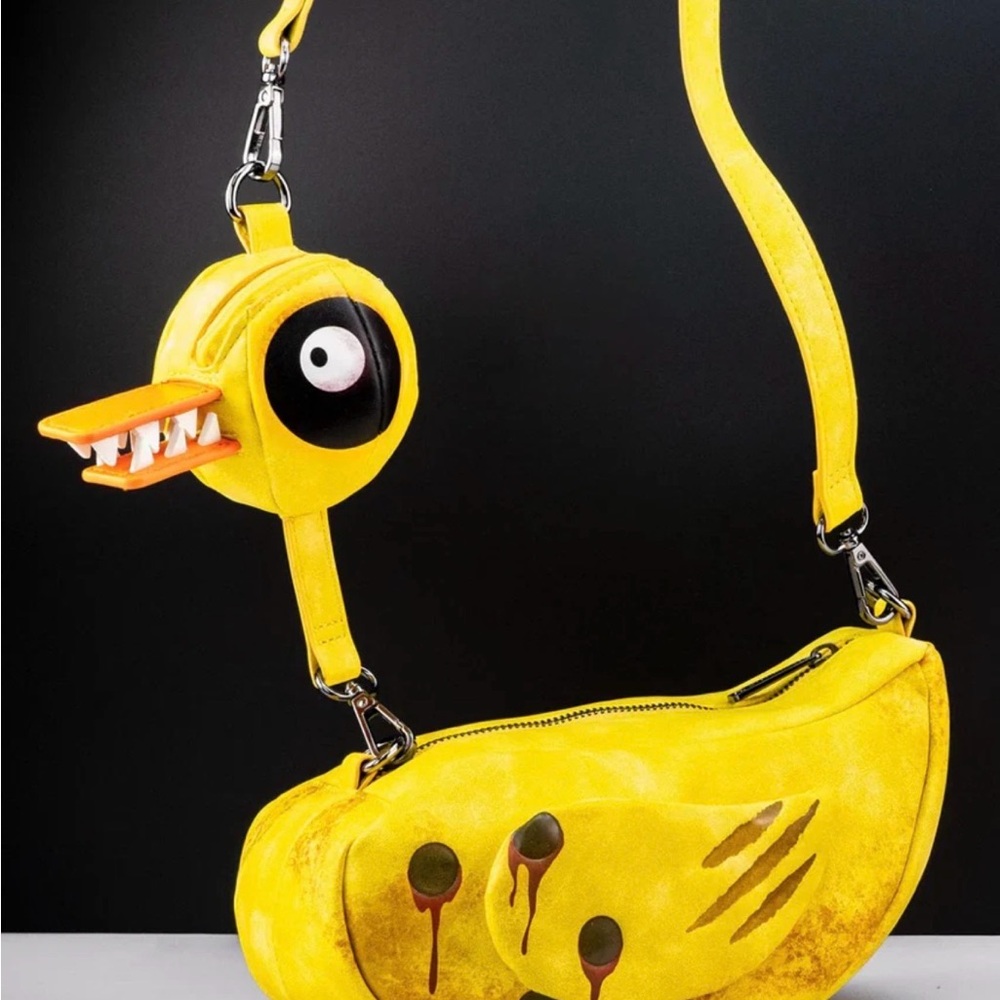 Crossbody Nightmare Before Christmas Undead Duck handbag (rare)